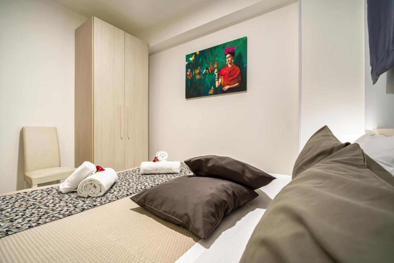 Loft Baia Di Letojanni Apartment Exterior photo
